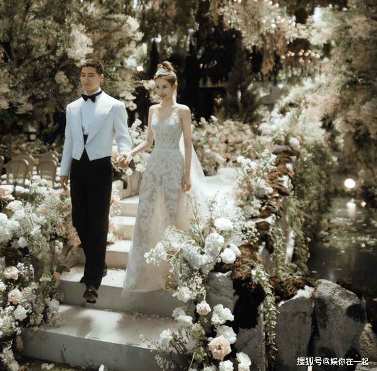 照暗藏玄机背后涉及赌王家族百年布局新葡京娱乐独家深扒！何超莲葡萄牙护(图6)