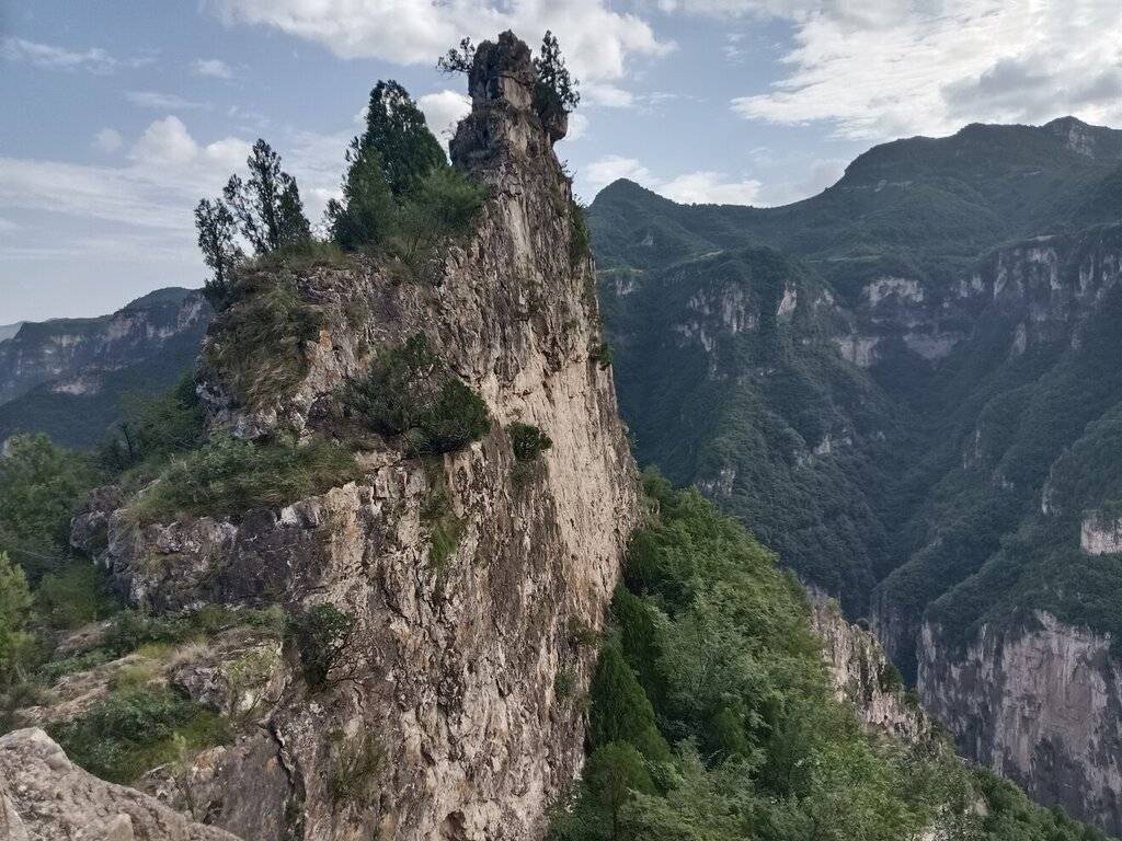 步路线：用脚步丈量青山绿水澳门新葡京入口详释济南徒